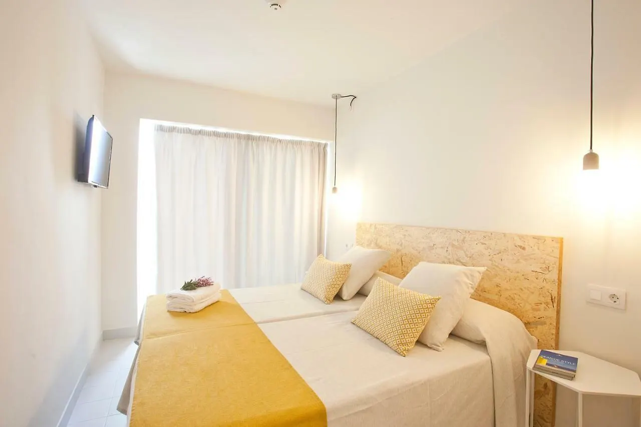 Aparthotel Bj Cala Morlanda Estudios (Adults Only) S'Illot